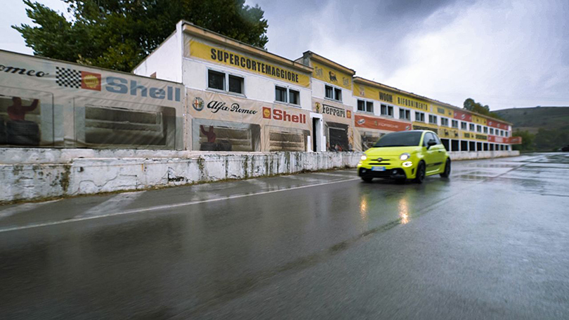 Fiat 500 Abarth 595 Competizione