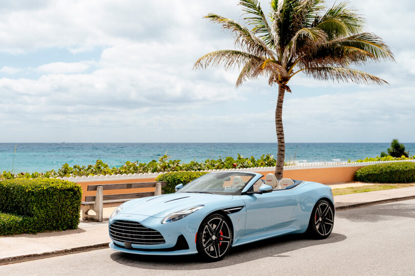 Aston Martin DB12 Volante - Palm Beach Edition