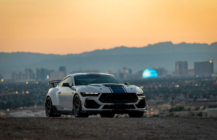Shelby American Wide Body Super Snake-R