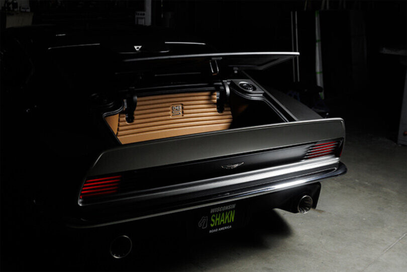 Ringbrothers Aston Martin DBS „Octavia”