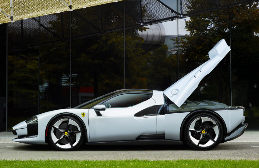 Ferrari SC40