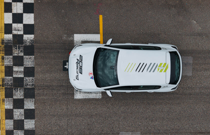 Peugeot 208 Racing TC6