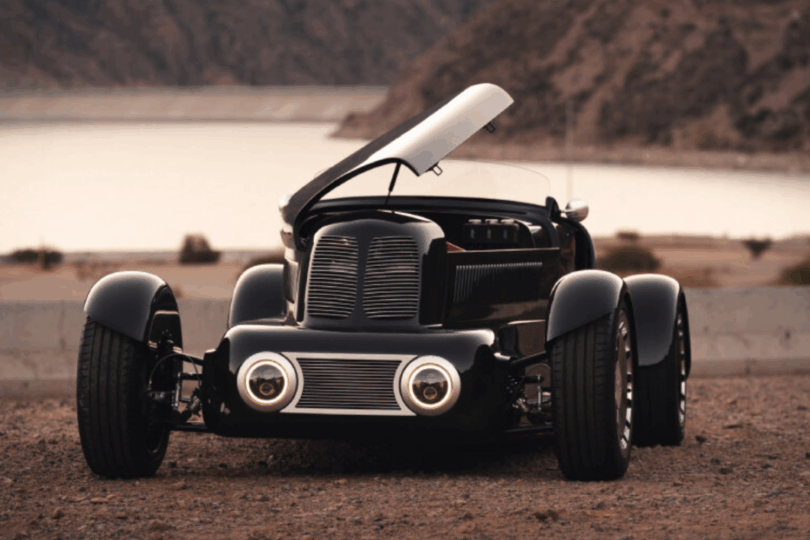 Iconic Cars SP40 Restomod Speedster