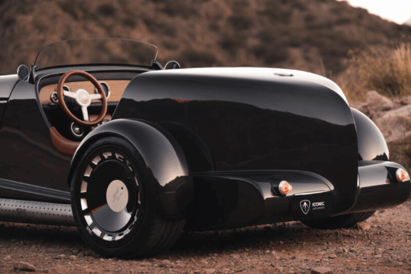 Iconic Cars SP40 Restomod Speedster