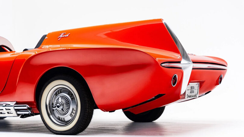 Plymouth XNR Replica (1960)